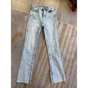 YOGA JEANS Light Wash Bootcut Jeans Size 26
